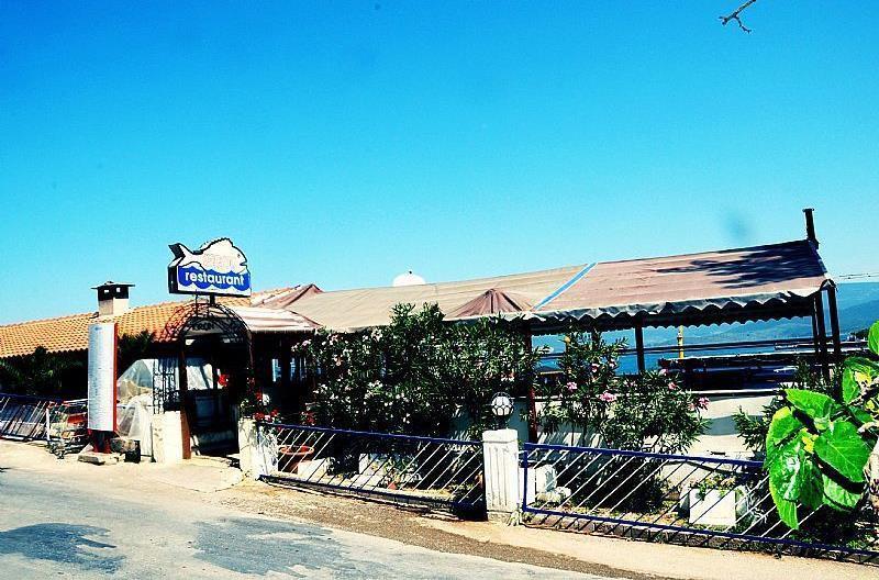 Ikont Hotel Gulluk Bagian luar foto